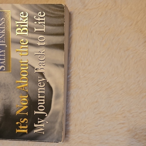 Lance Armstrong " It’s Not About the Bike My Journey Back to Life" Home Accents - Picture 9 of 15